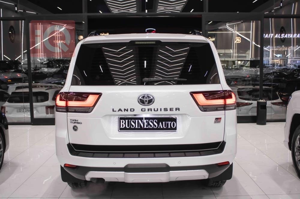 تويوتا لاندكروزر